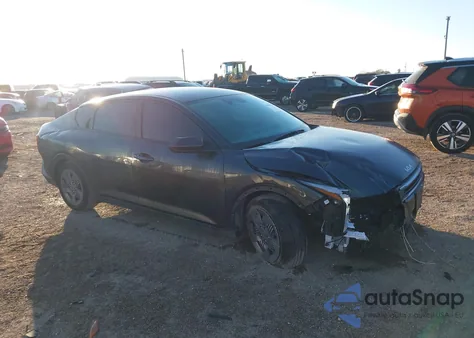 2025 Kia K4 Lx z USA, uszkodzony, nr VIN 3KPFT4DE0SE072745